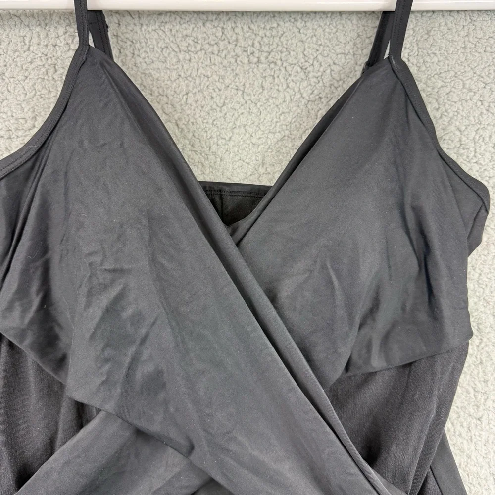 Elegant Black‎ One-Piece Swimsuit